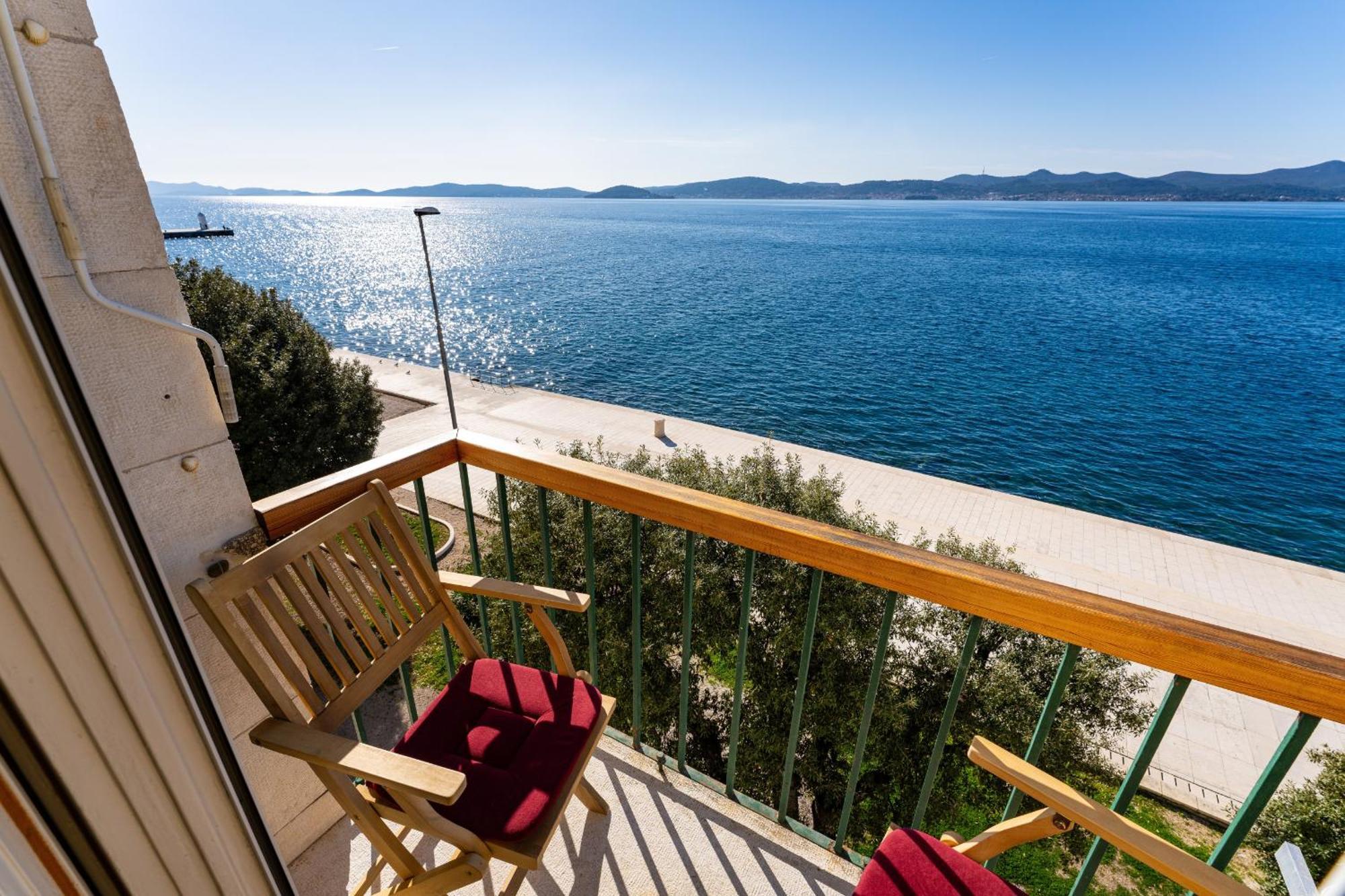 My Dalmatia - Sea View Apartment Riva Задар Экстерьер фото