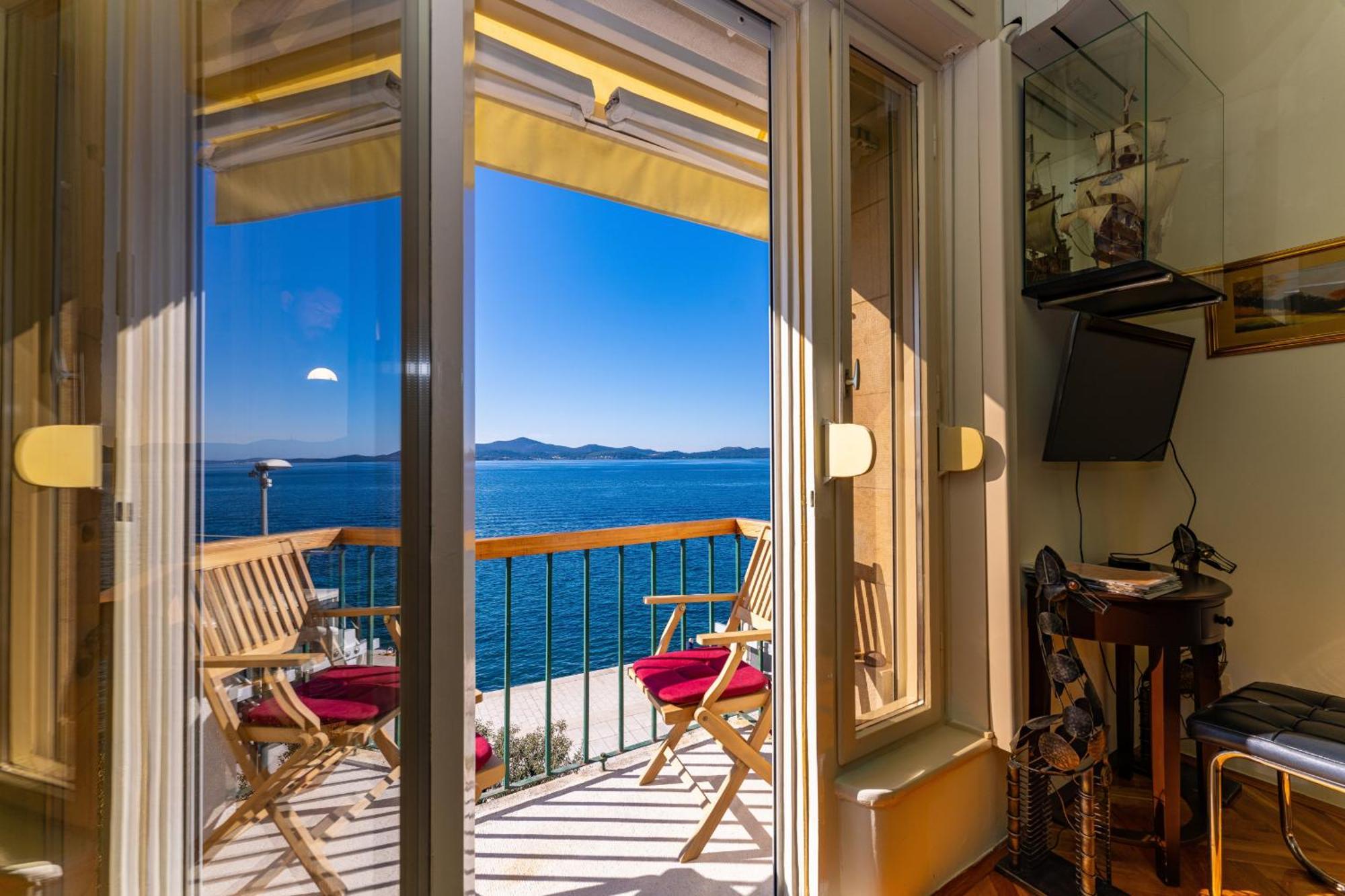 My Dalmatia - Sea View Apartment Riva Задар Экстерьер фото